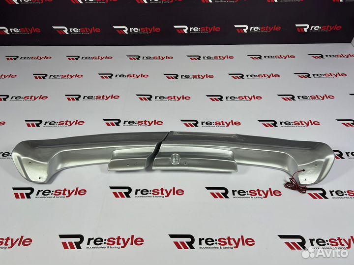 Спойлер Наверх Toyota Land Cruiser 105 98-07г