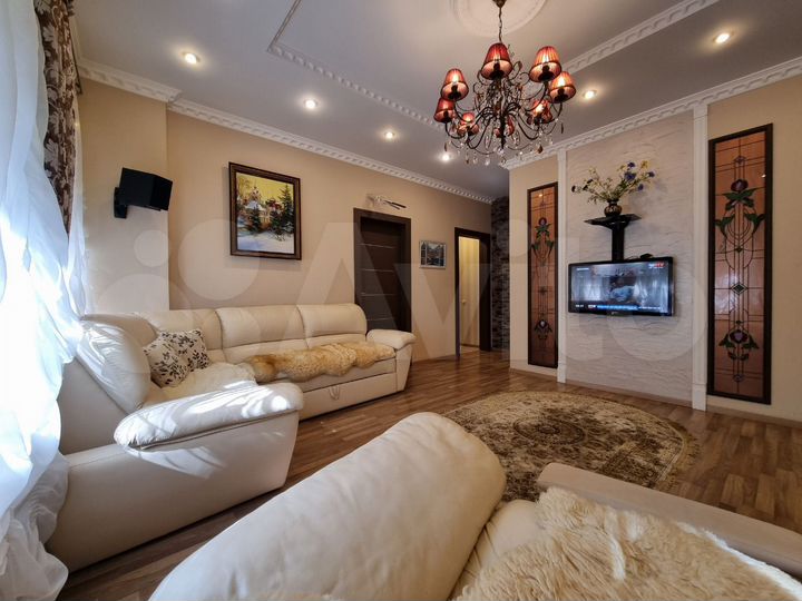 3-к. квартира, 95 м², 1/7 эт.
