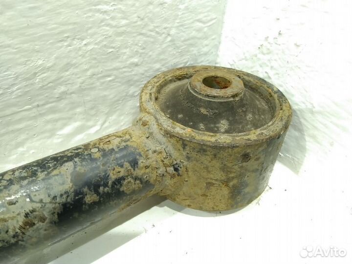 Тяга задняя продольная