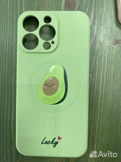 Чехлы на iPhone 13 pro с MagSafe