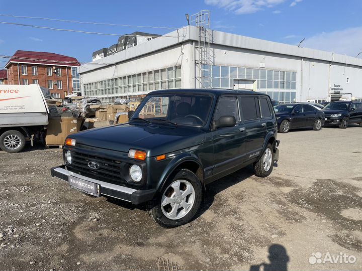 LADA 4x4 (Нива) 1.7 МТ, 2014, 121 000 км