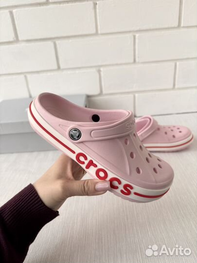 Новые женские сабо Crocs