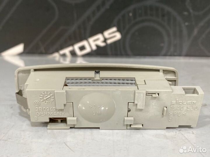 Плафон салона Volkswagen Passat B5 AMX 2002