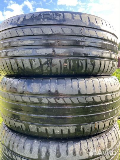 Goodyear EfficientGrip Performance 215/55 R16