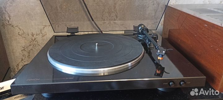 Виниловый проигрыватель Denon DP 300F