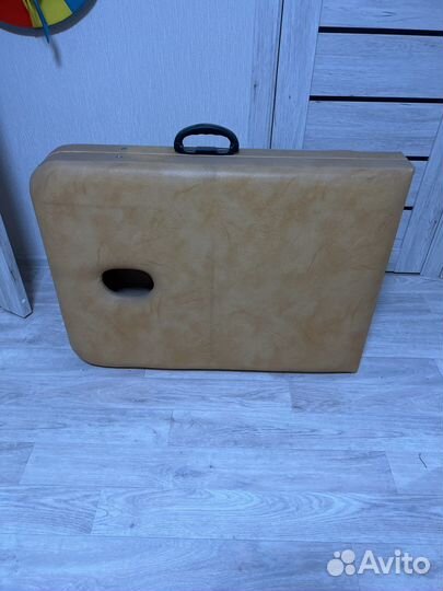 Массажный стол складной с вырезом