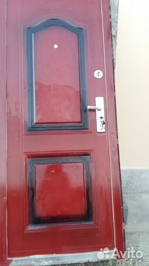 Дверь входная металлическая