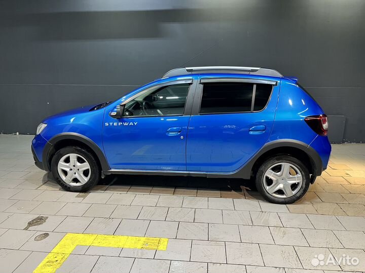 Renault Sandero Stepway 1.6 МТ, 2020, 174 500 км