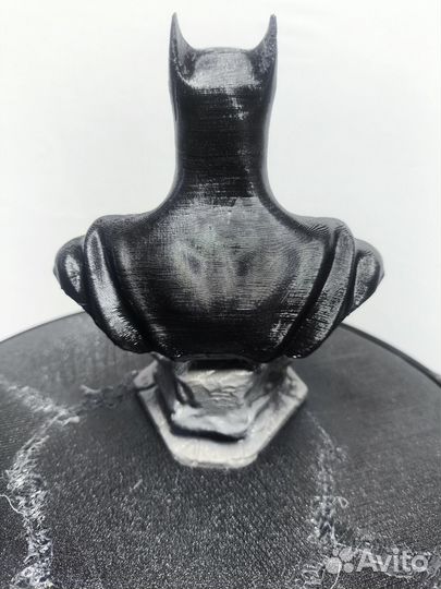 Бюст Бэтмен напечатан на 3Д принтере