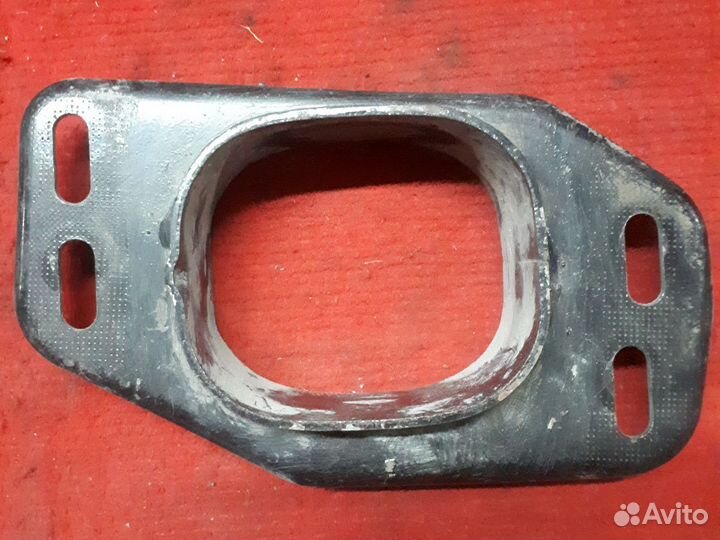 Упор переднего кронштейна двигателя ауди а6с5