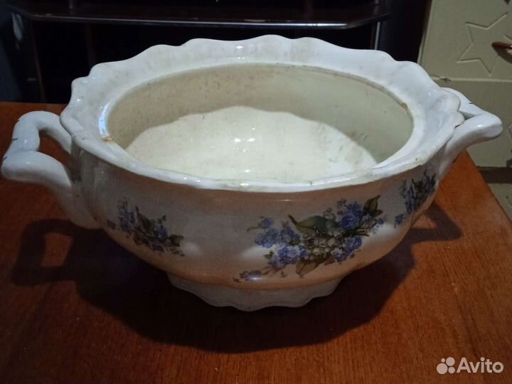 Фарфоровая супница СССР