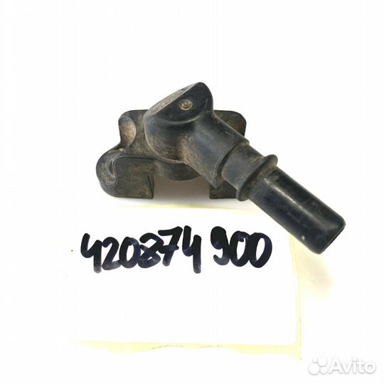 Держатель форсунки Can Am б.у 420874901 б.у