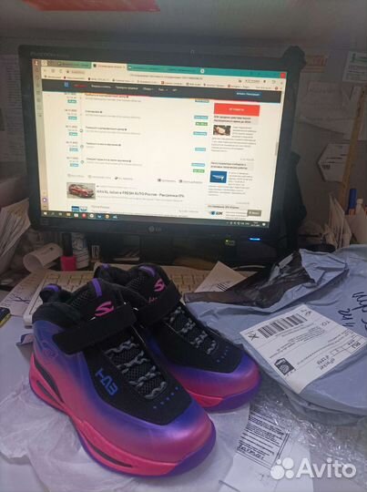 Сникерсы женские 34 размер новые