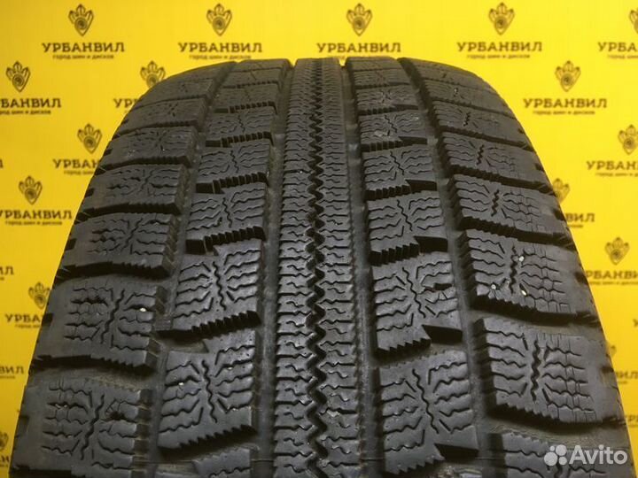 Toyo Observe Garit G30 215/50 R17 91Q