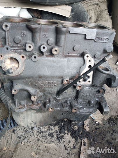 Блок двигателя ауди А4 1.6 101л