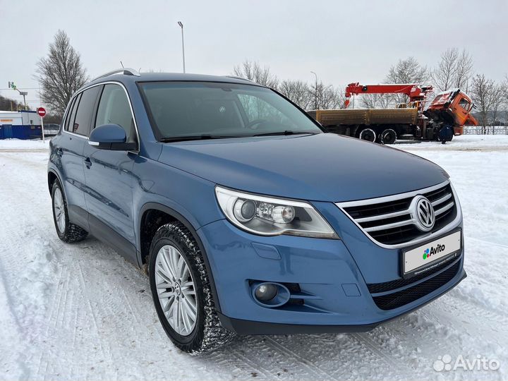 Volkswagen Tiguan 2.0 AT, 2011, 189 100 км