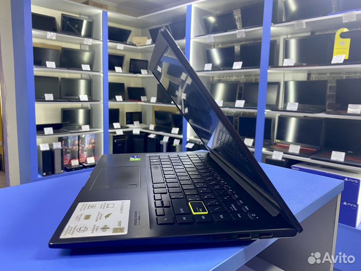 Ультрабук Asus 14