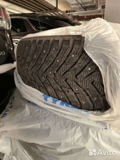 Nokian Tyres Hakkapeliitta 8 SUV 235/55 R19