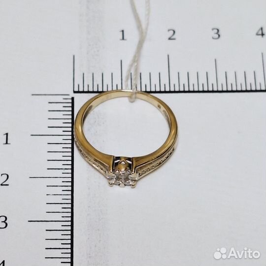Золотые кольца с Бриллиантом 17 р