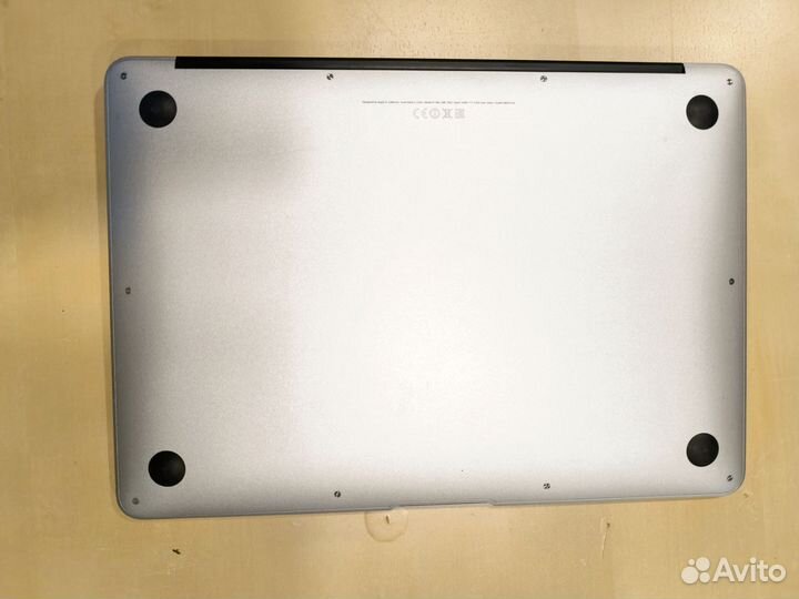 Macbook air 13 A1566 EMC 2632