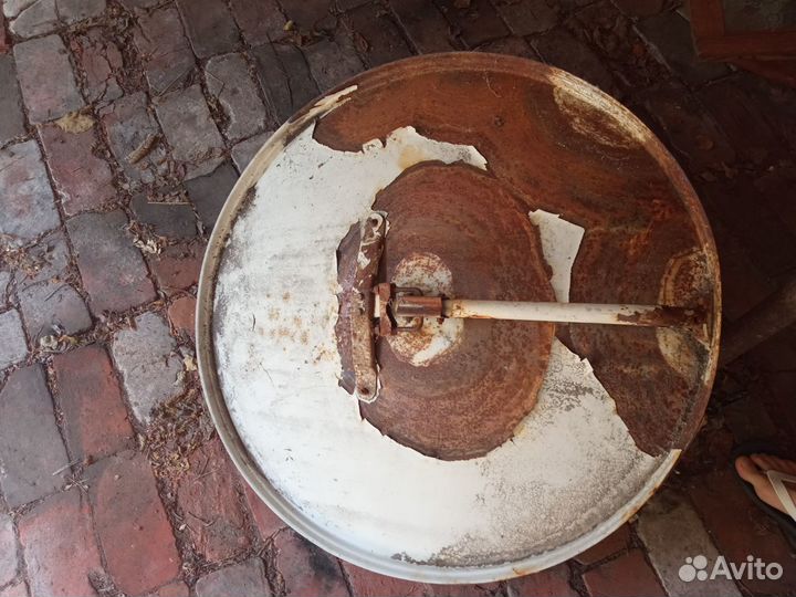 Спутниковая антенна тарелка