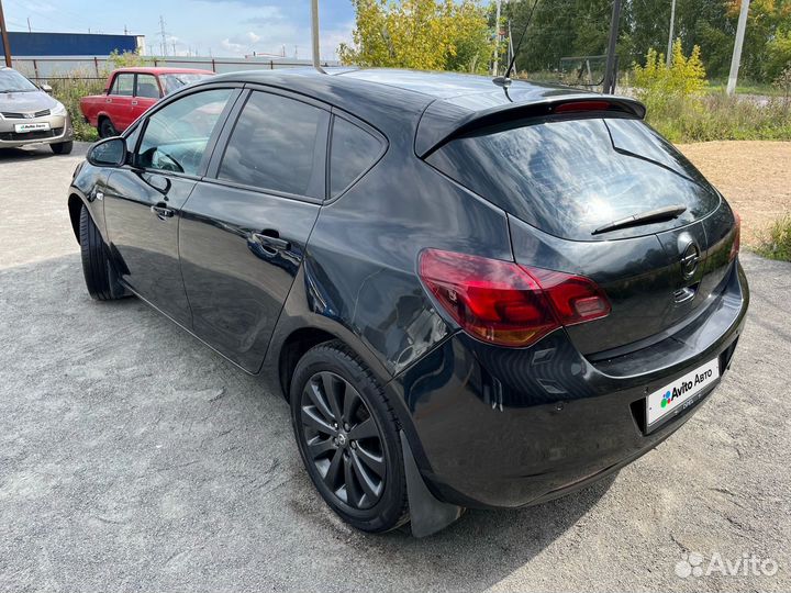 Opel Astra 1.6 МТ, 2012, 210 000 км