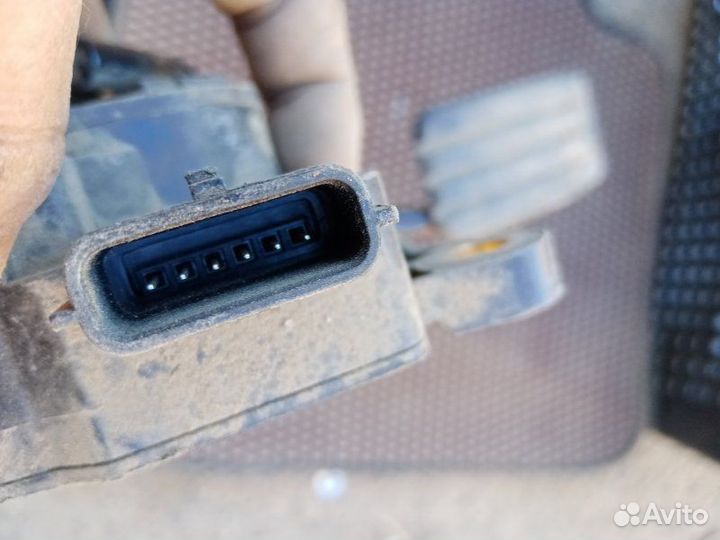 Педаль газа Renault Megan 2