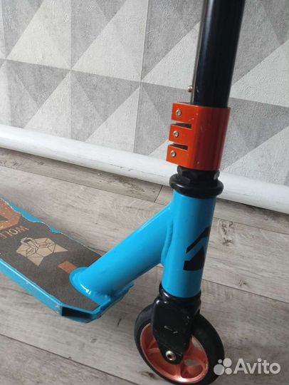 Самокат Novatrack wolf 40