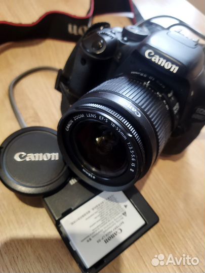 Зеркальный фотоаппарат Canon EOS 600D