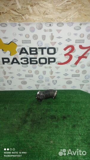 Патрубок воздушного фильтра Nissan X-Trail T31