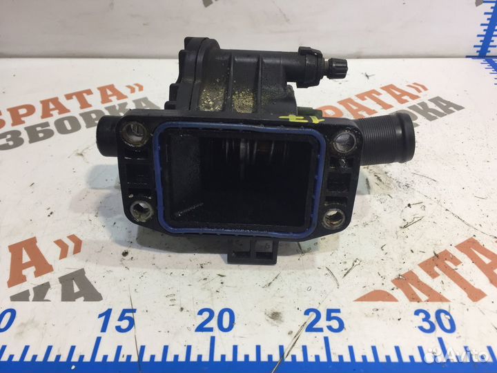 Ситроен С4 Пикассо Корпус термостата