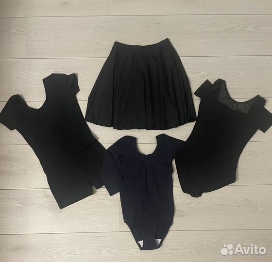 Гимнастический купальник с юбкой