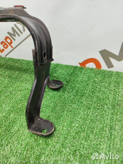 Балка под радиатор Ford Focus shda 2008