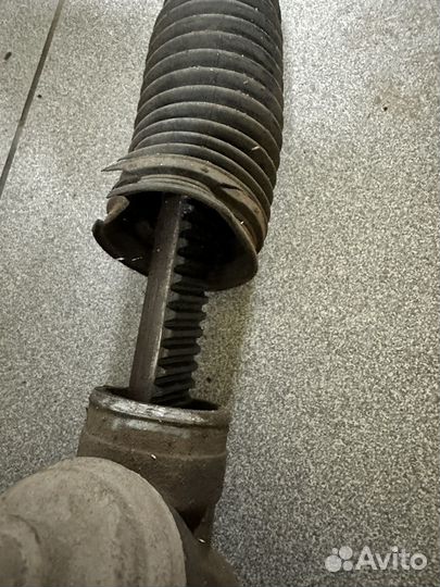 Рулевая рейка на Nissan qashqai