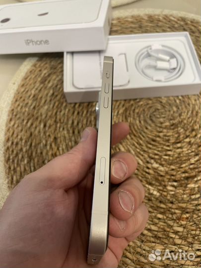 iPhone 13 128gb white
