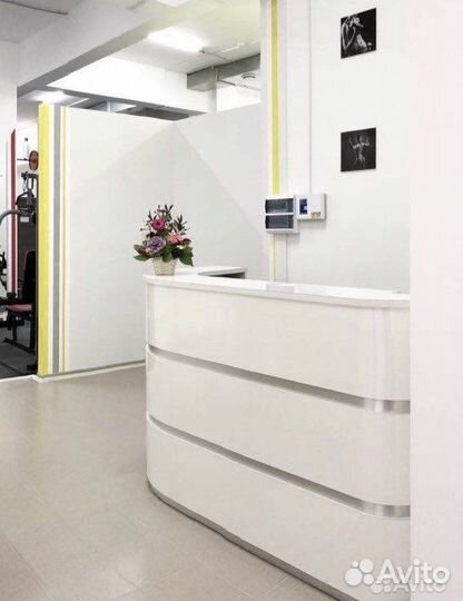 Стойка администратора, ресепшн