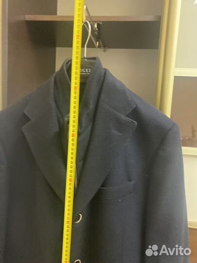 Пальто Carneliani