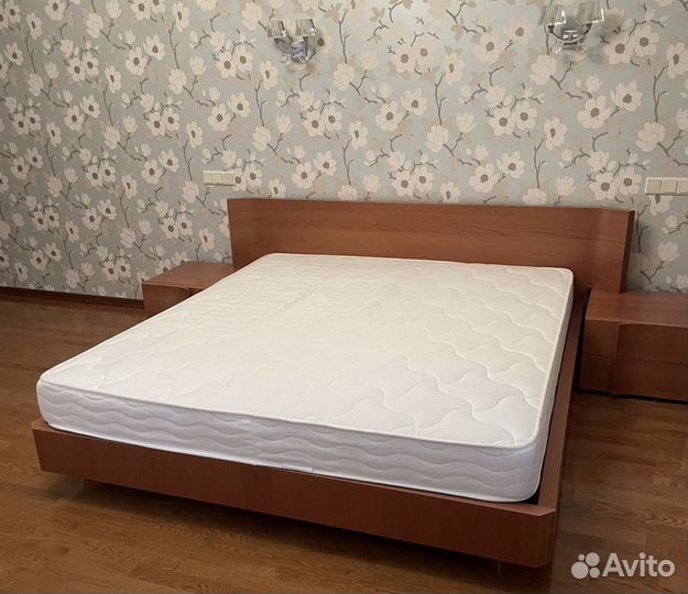 Матрас 180 200 бу