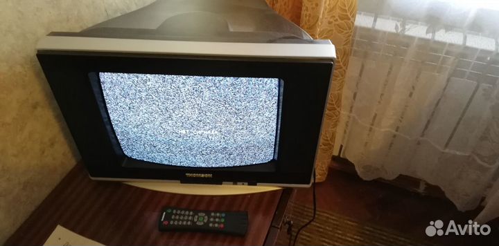 Телевизор Thomson-14NF1