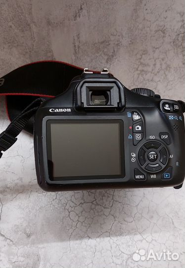 Зеркальный фотоаппарат canon eos 1100d