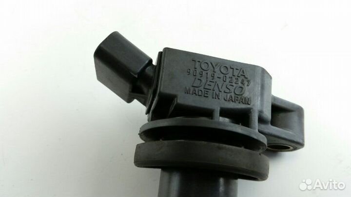 Катушка зажигания Toyota Noah AZR60 1azfse 2003