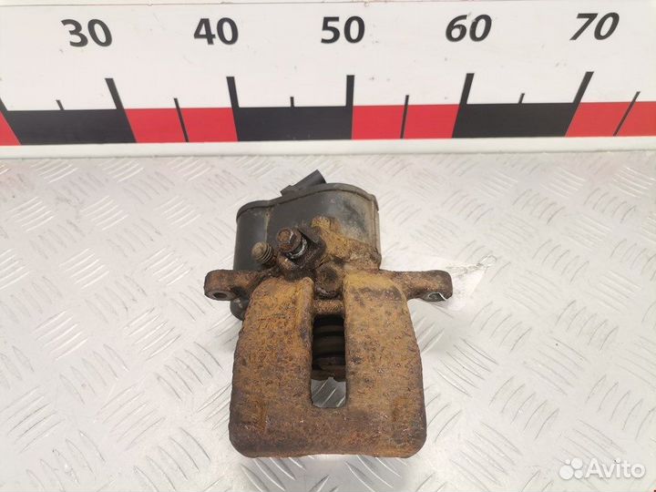 Суппорт задний правый для Volkswagen Passat 6