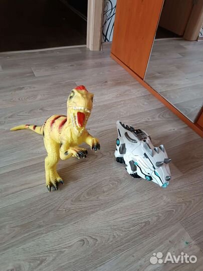 Пакет игрушек динозавров
