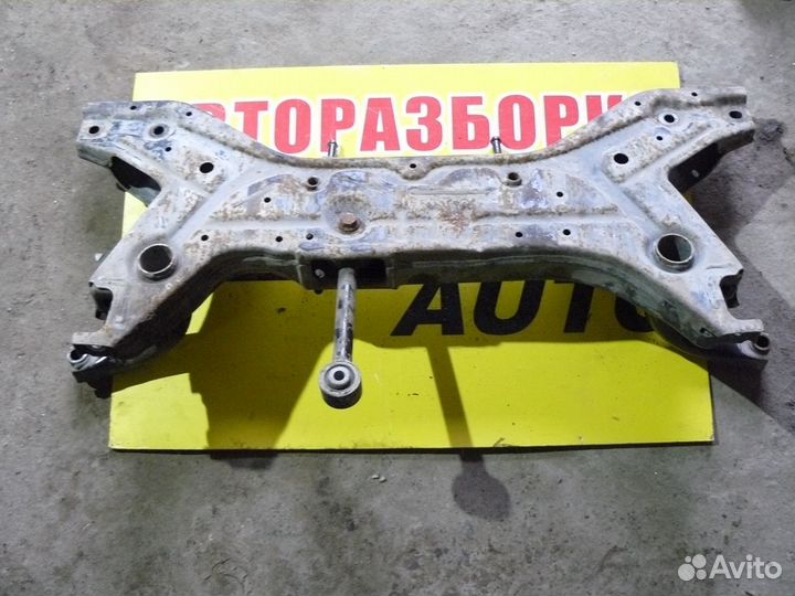 Подрамник передний для Mitsubishi Colt Z3