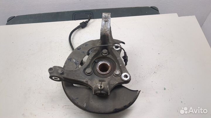 Ступица (кулак, цапфа) левая передняя Opel Insignia