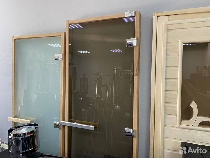 Дверь для бани