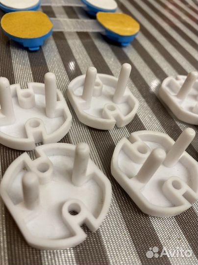 Заглушки для розеток (блокираторы)