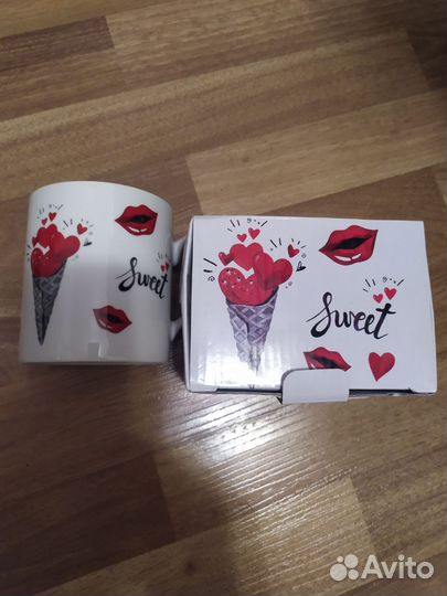 Кружки фарфоровые