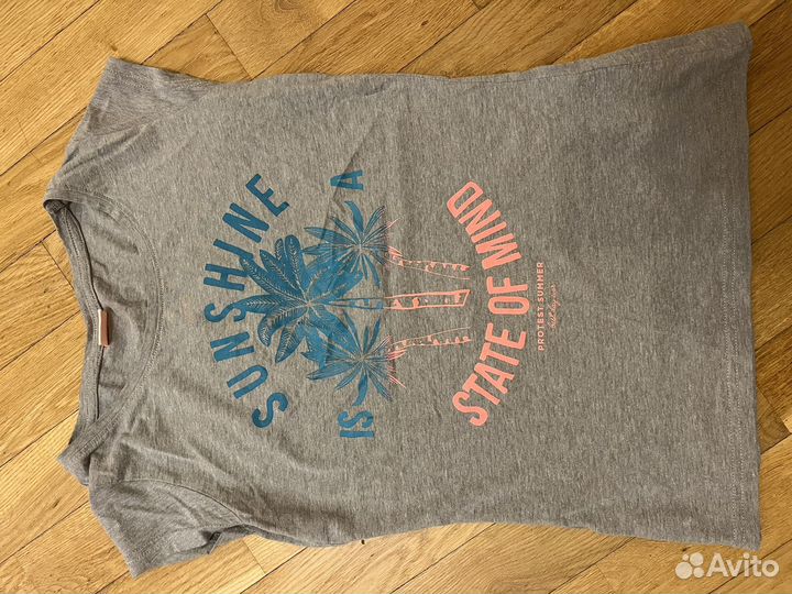 Футболка женская