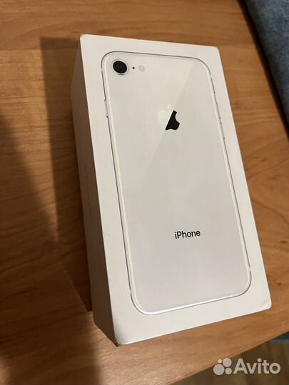 iPhone 8, 64 ГБ